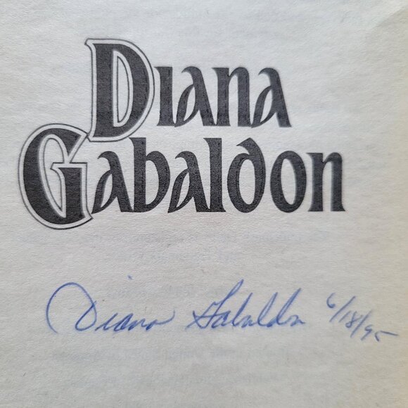 VOYAGER DIANA GABALDON VINTAGE 1994 SIGNED PAPERBACK OUTLANDER SERIES BOOK #3 - Picture 11 of 14